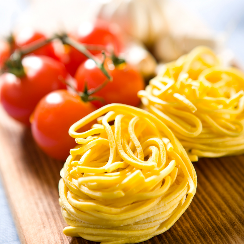 Wooden rolling pin for spaghetti