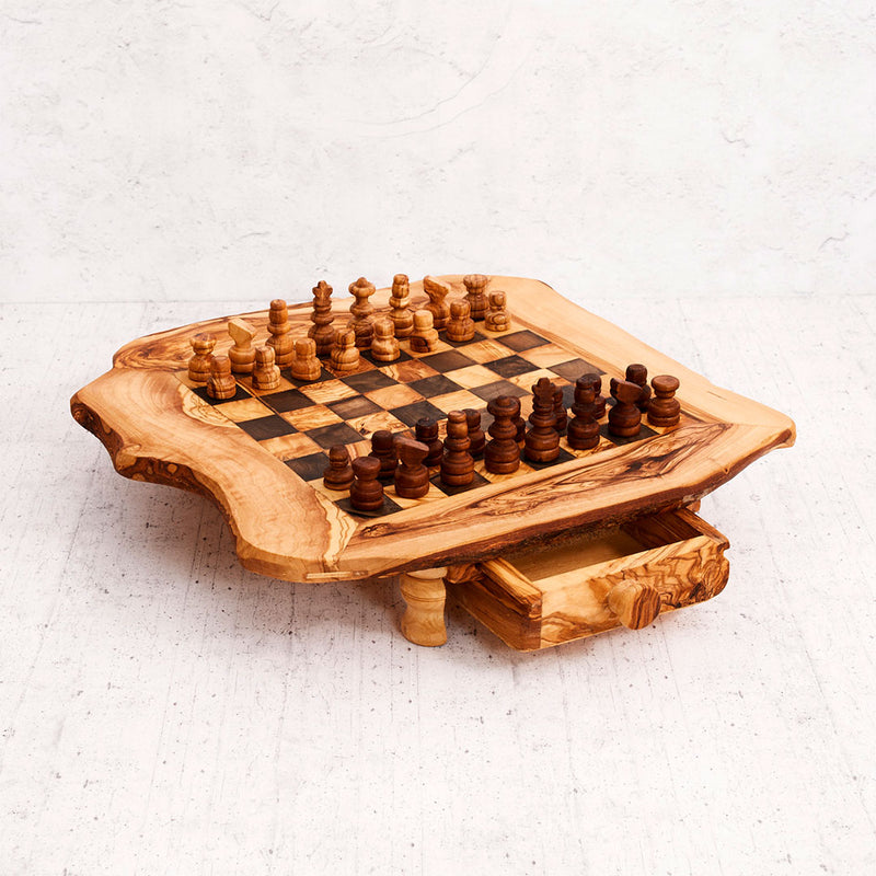 Olive Wood Chess Set – Handcrafted Italian Masterpiece