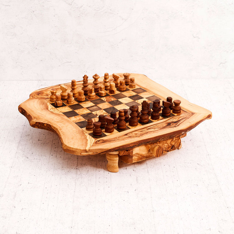 Olive Wood Chess Set – Handcrafted Italian Masterpiece