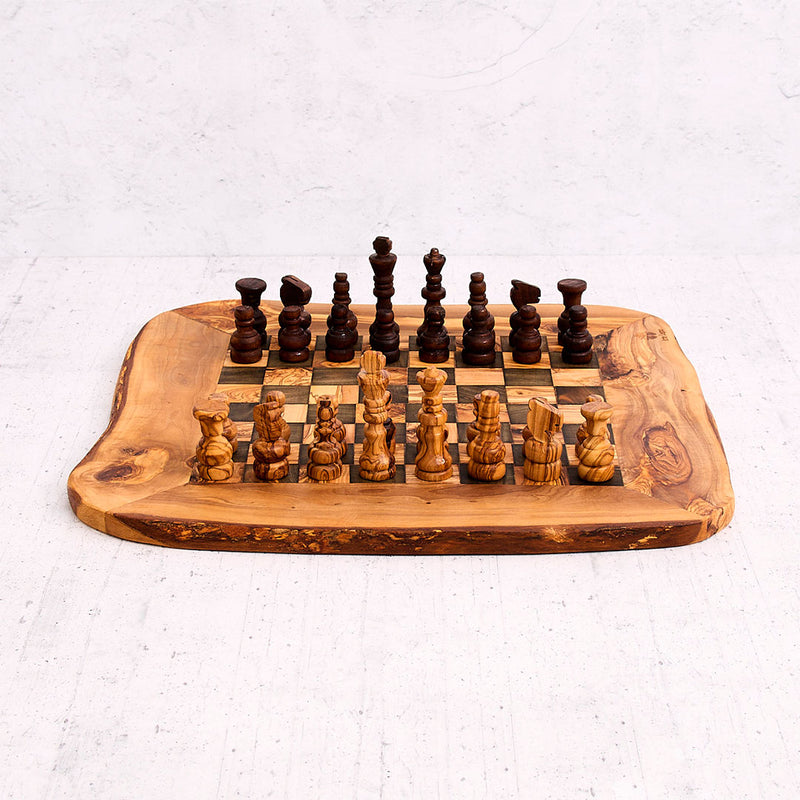 Olive Wood Chess Set – Handcrafted Italian Design