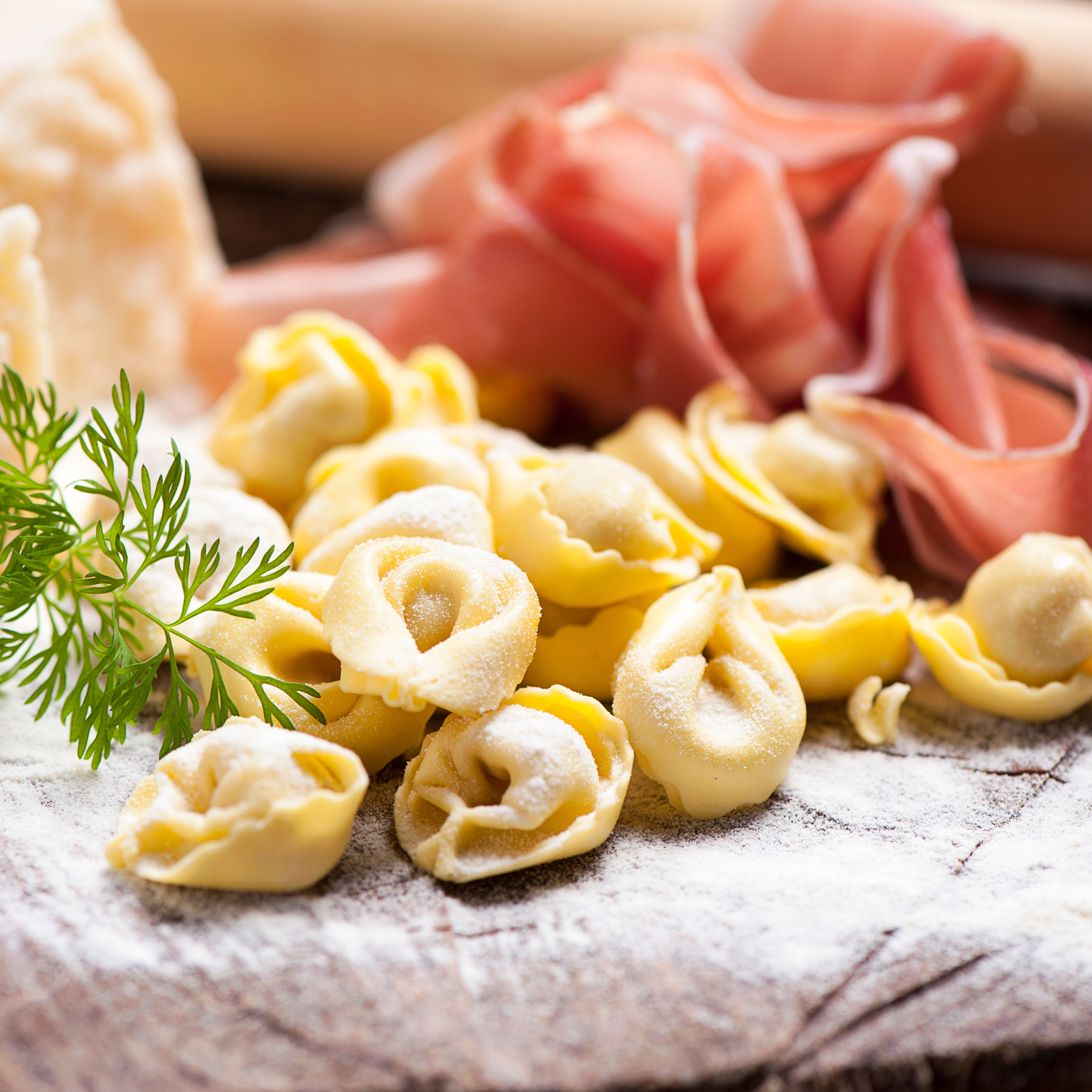 TORTELLINI MIT PARMA-SCHINKEN